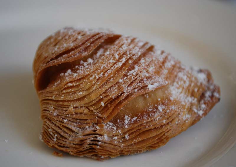 Sfogliatella