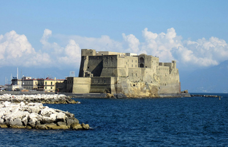 Castel dell'Ovo Nápoles