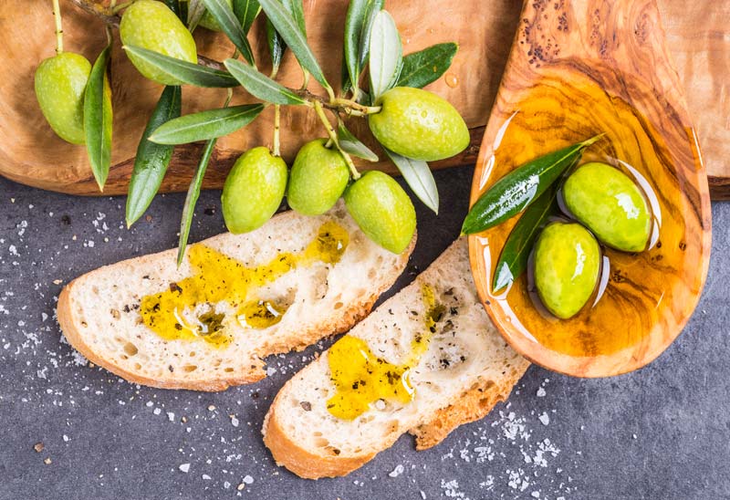 pane con l olio