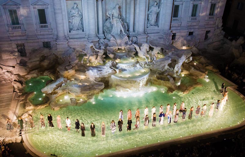 Sfilata Fendi - Fontana di Trevi