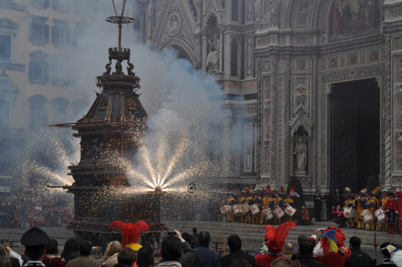 Scoppio del Carro Firenze