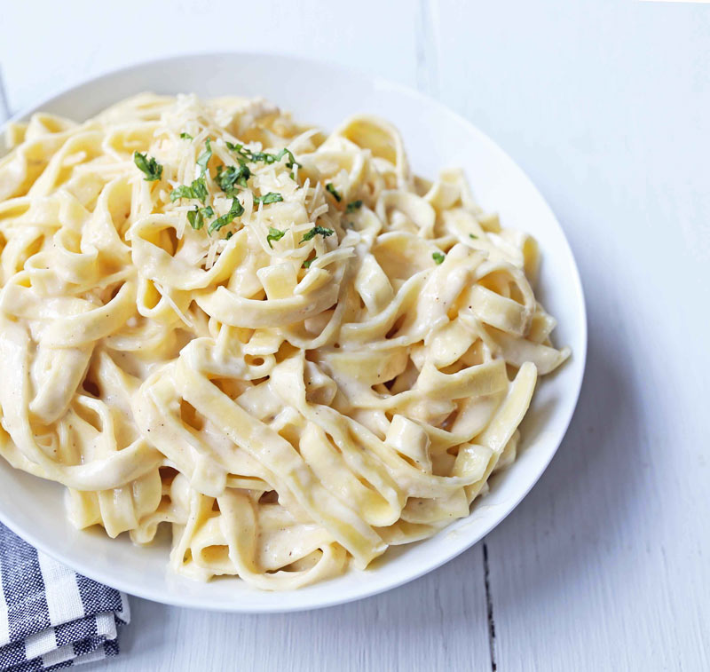 Fettuccine Alfredo