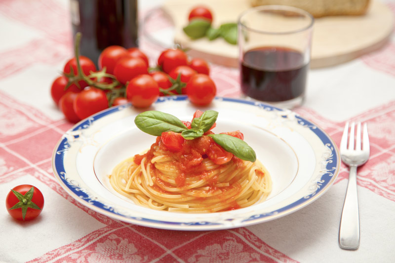 spaghetti al pomodoro