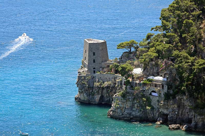 torre saracena positano