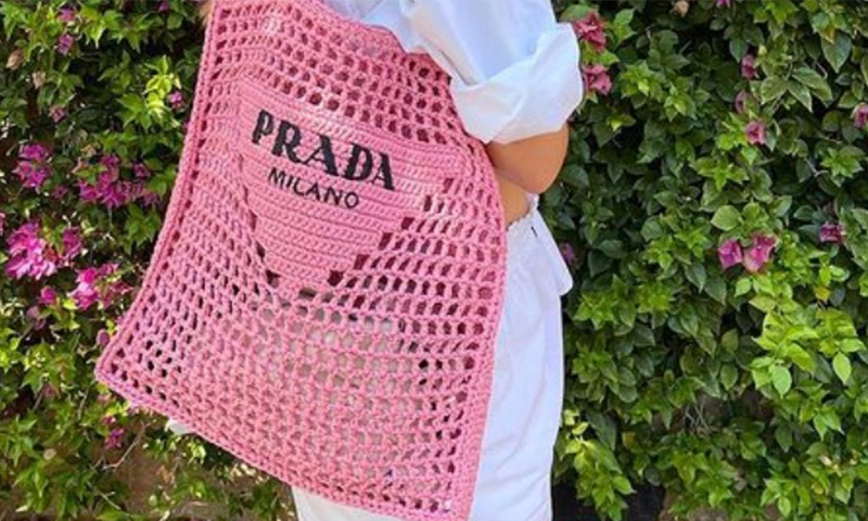 Borsa Prada in rafia 