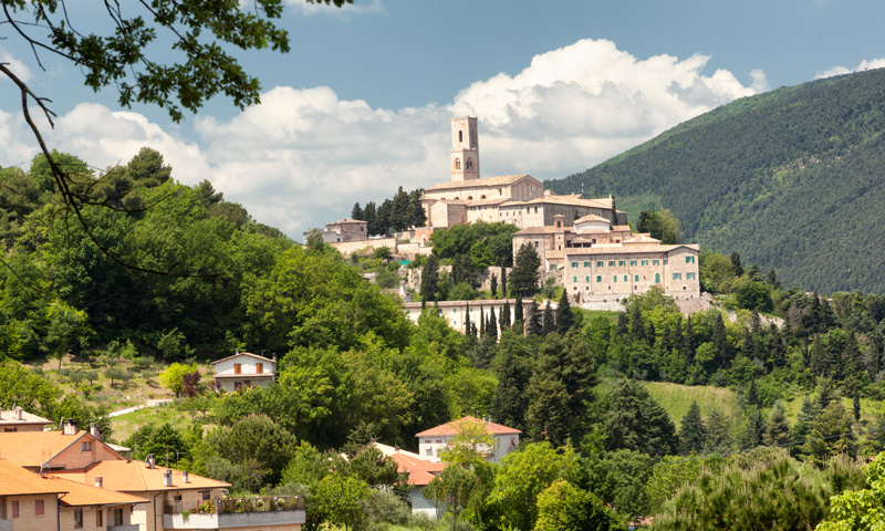 bandiere arancioni del Touring club